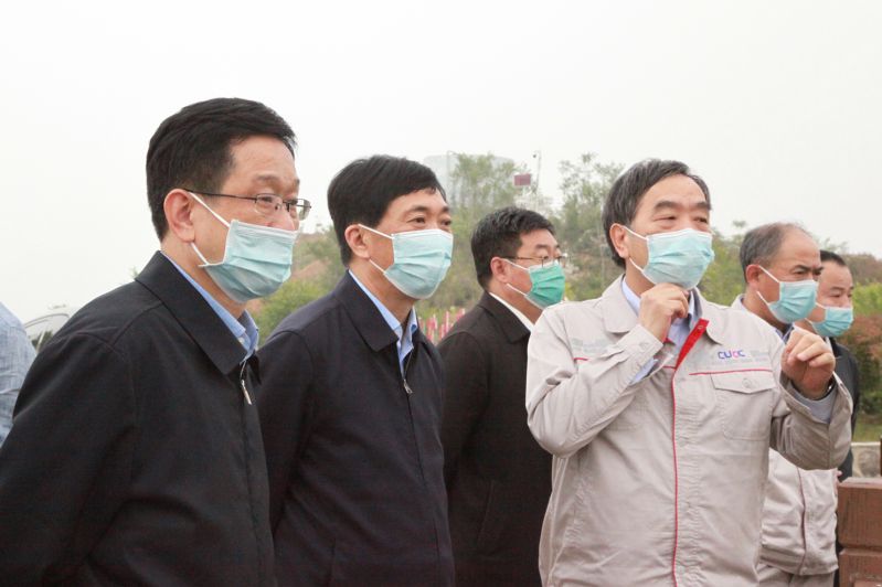 
				   
					洛陽市人大常委副主任王琰君到黃河同力調研貫徹《中華人民共和國環境保護法》執行情況
				 
